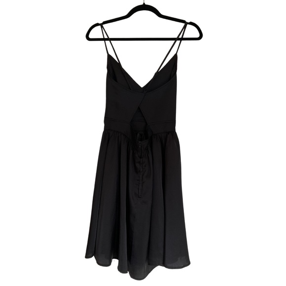 Slinky Dress - Cocktail Party, Wedding - Picture 4 of 10